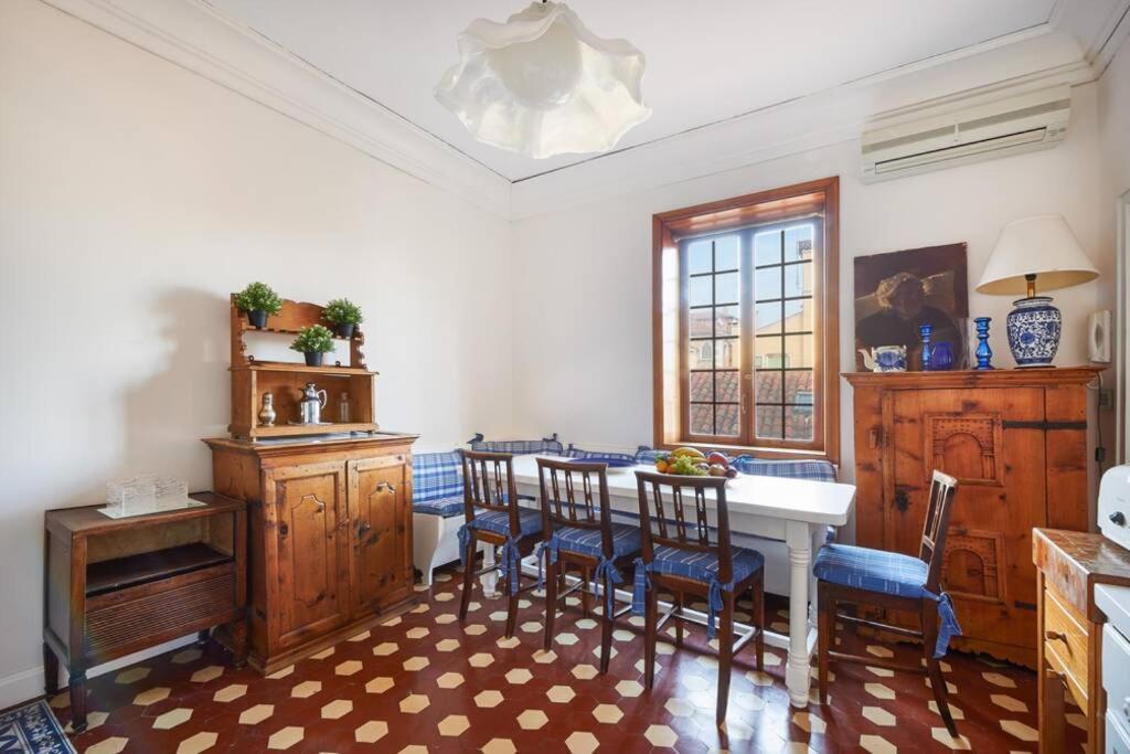 Apartment Ca' Fenice, Charming In San Marco, Sleep 7 Venice